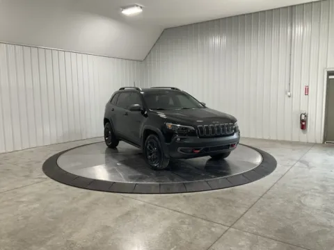 Photos of 2021 Jeep Cherokee Trailhawk for sale in Roanoke, IN at Southwest Auto Sales