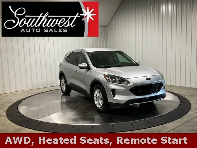 Silver 2020 Ford Escape SE for sale in Roanoke, IN