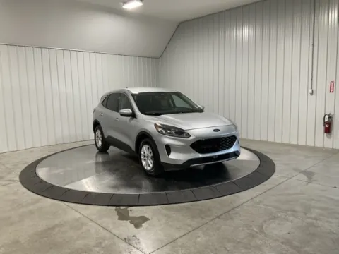 Photos of 2020 Ford Escape SE for sale in Roanoke, IN at Southwest Auto Sales