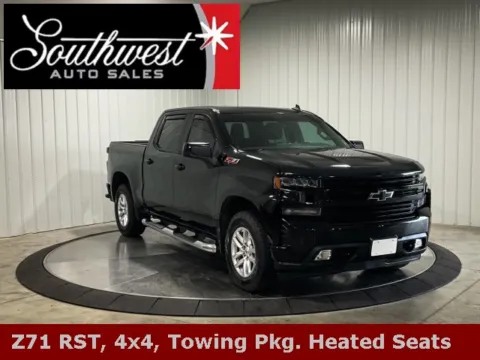 Black 2019 Chevrolet Silverado 1500 RST for sale in Roanoke, IN