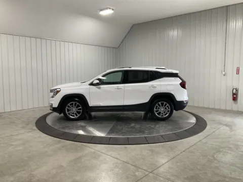 More photos of 2022 GMC Terrain SLT at Southwest Auto Sales, IN