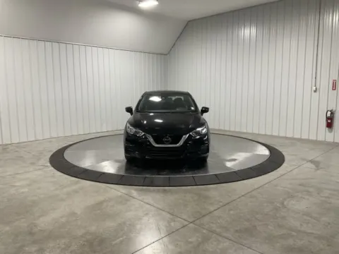 Another view of 2021 Nissan Versa 1.6 SV for sale in Roanoke, IN at Southwest Auto Sales
