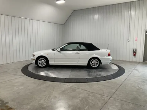 More photos of 2004 BMW 3 Series 325Ci at Southwest Auto Sales, IN