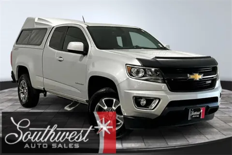 Silver 2018 Chevrolet Colorado Z71 for sale in Roanoke, IN