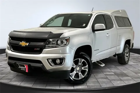 Another view of 2018 Chevrolet Colorado Z71 for sale in Roanoke, IN at Southwest Auto Sales