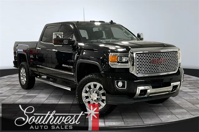 Black 2016 GMC Sierra 2500HD Denali for sale in Roanoke, IN