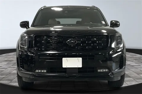 Photos of 2021 Kia Telluride SX for sale in Roanoke, IN at Southwest Auto Sales