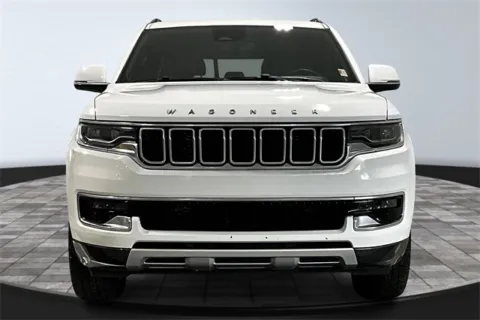 Photos of 2022 Jeep Wagoneer Series II for sale in Roanoke, IN at Southwest Auto Sales