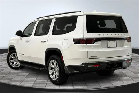 More photos of 2022 Jeep Wagoneer Series II at Southwest Auto Sales, IN