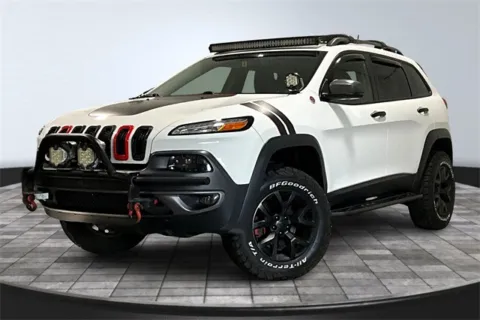 Another view of 2017 Jeep Cherokee Trailhawk for sale in Roanoke, IN at Southwest Auto Sales