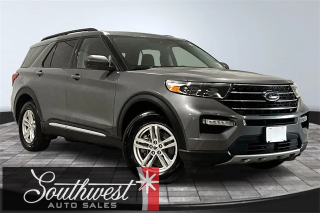Gray 2022 Ford Explorer XLT for sale in Roanoke, IN