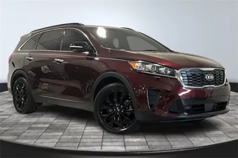 Red 2020 Kia Sorento S for sale in Roanoke, IN
