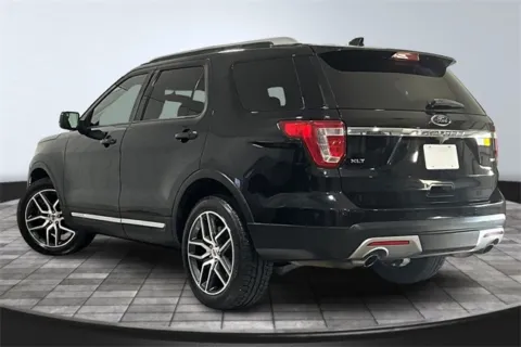 More photos of 2016 Ford Explorer XLT at Southwest Auto Sales, IN