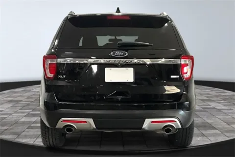 More photos of 2016 Ford Explorer XLT at Southwest Auto Sales, IN