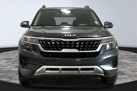 Photos of 2022 Kia Seltos Nightfall for sale in Roanoke, IN at Southwest Auto Sales