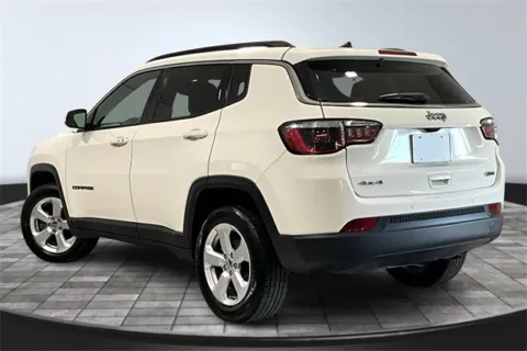 More photos of 2018 Jeep Compass Latitude at Southwest Auto Sales, IN