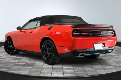 More photos of 2022 Dodge Challenger SXT at Southwest Auto Sales, IN
