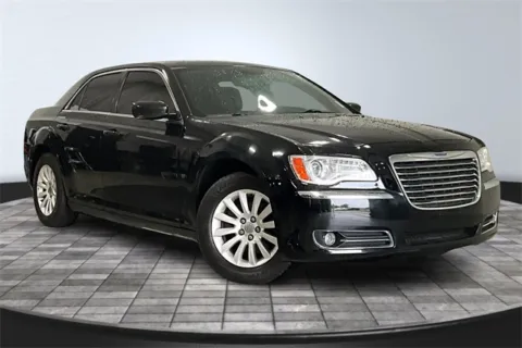 Black 2014 Chrysler 300 for sale in Roanoke, IN