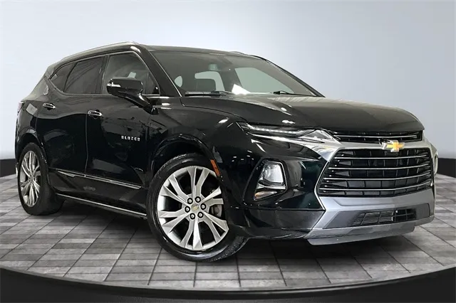 Black 2019 Chevrolet Blazer Premier for sale in Roanoke, IN