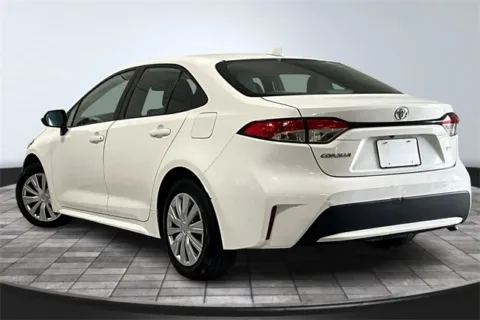 More photos of 2021 Toyota Corolla LE at Southwest Auto Sales, IN