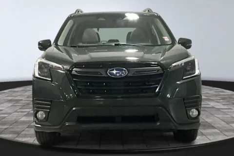 Photos of 2022 Subaru Forester Limited for sale in Roanoke, IN at Southwest Auto Sales