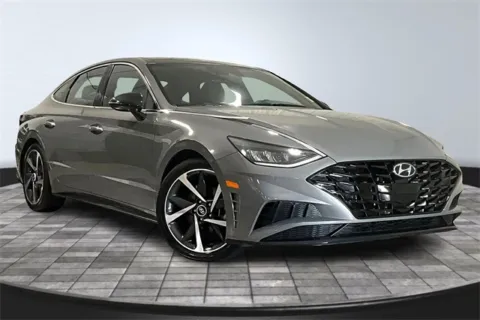 Gray 2023 Hyundai Sonata SEL Plus for sale in Roanoke, IN