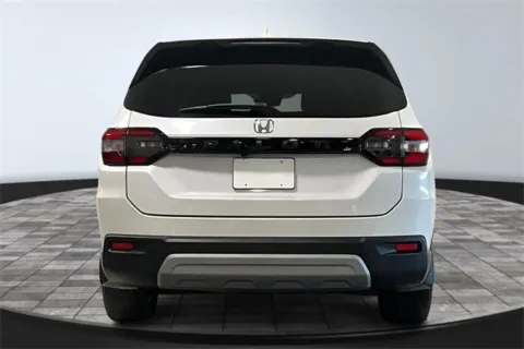 More photos of 2023 Honda Pilot EX-L at Southwest Auto Sales, IN