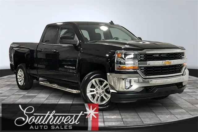 Black 2016 Chevrolet Silverado 1500 LT for sale in Roanoke, IN