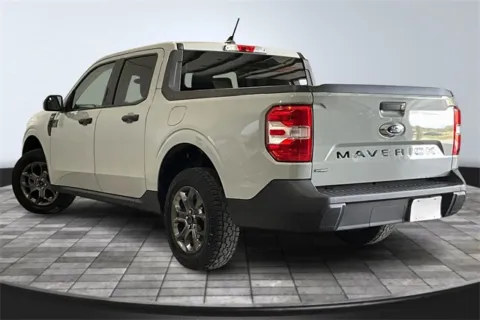 More photos of 2022 Ford Maverick XLT at Southwest Auto Sales, IN