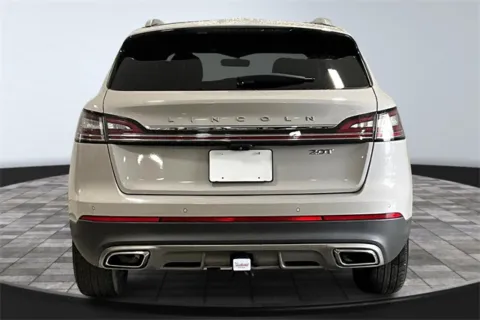 More photos of 2020 Lincoln Nautilus Reserve at Southwest Auto Sales, IN