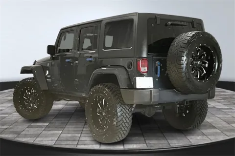 More photos of 2017 Jeep Wrangler Unlimited Sahara at Southwest Auto Sales, IN