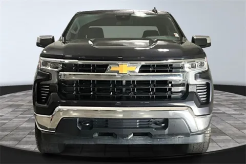 Photos of 2022 Chevrolet Silverado 1500 LT for sale in Roanoke, IN at Southwest Auto Sales