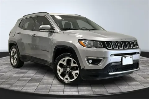 Silver 2020 Jeep Compass Limited for sale in Roanoke, IN