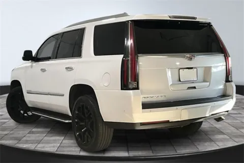 More photos of 2019 Cadillac Escalade Premium Luxury at Southwest Auto Sales, IN