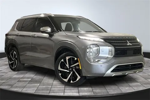 Gray 2022 Mitsubishi Outlander SEL for sale in Roanoke, IN