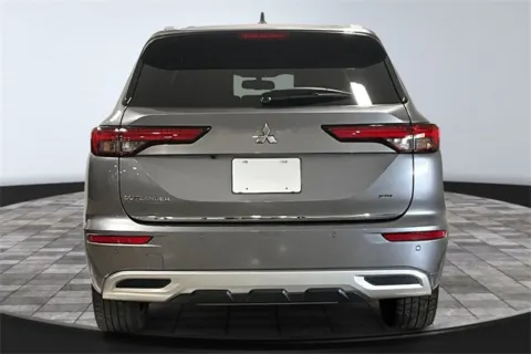 More photos of 2022 Mitsubishi Outlander SEL at Southwest Auto Sales, IN