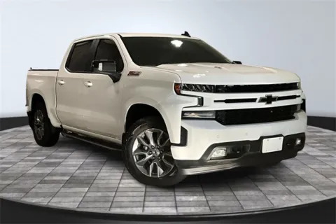 White 2020 Chevrolet Silverado 1500 RST for sale in Roanoke, IN