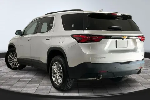 More photos of 2022 Chevrolet Traverse LT at Southwest Auto Sales, IN