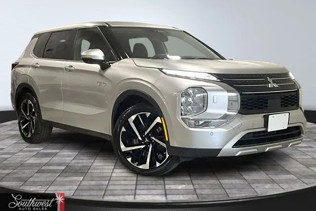Silver 2023 Mitsubishi Outlander PHEV SE for sale in Roanoke, IN