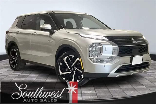2023 Mitsubishi Outlander Plug-In Hybrid