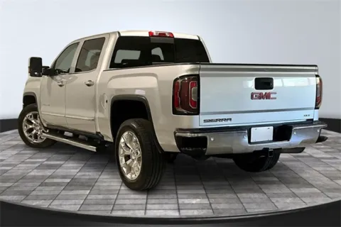 More photos of 2017 GMC Sierra 1500 SLT at Southwest Auto Sales, IN
