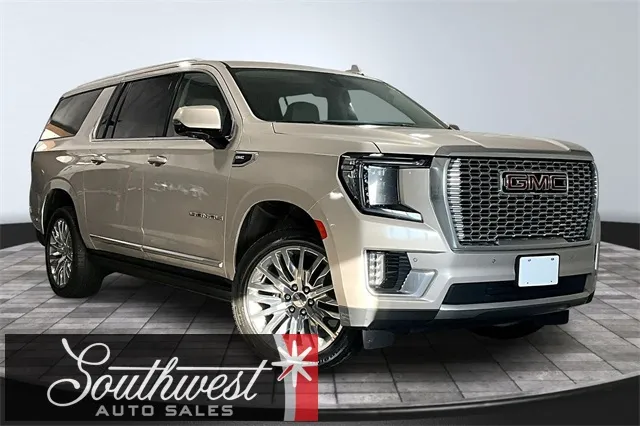 Beige 2021 GMC Yukon XL Denali for sale in Roanoke, IN