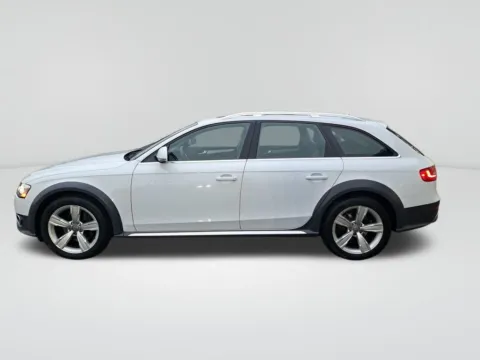 Photos of 2013 Audi allroad 2.0T Premium Plus for sale in Auburn, WA at Auburn Volkswagen