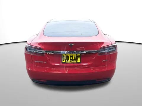 More photos of 2018 Tesla Model S 75D at Auburn Volkswagen, WA