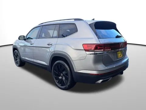Another view of 2026 Volkswagen Atlas 2.0T SE w/Technology for sale in Auburn, WA at Auburn Volkswagen