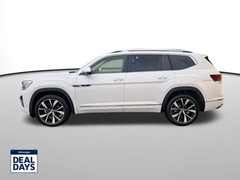 Photos of 2026 Volkswagen Atlas 2.0T SEL Premium R-Line for sale in Auburn, WA at Auburn Volkswagen