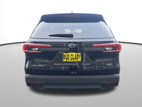 More photos of 2024 Toyota Grand Highlander Hybrid XLE at Auburn Volkswagen, WA