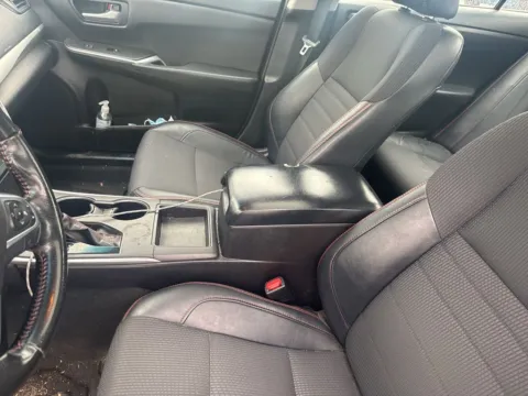 More photos of 2017 Toyota Camry XSE at Auburn Volkswagen, WA