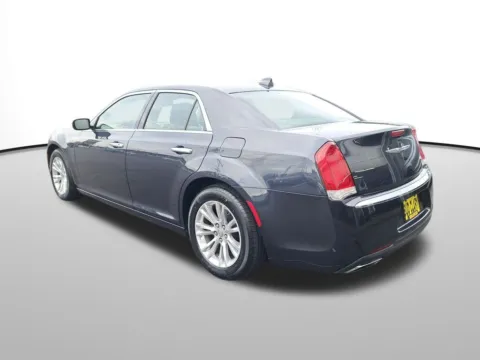 Another view of 2016 Chrysler 300 C for sale in Auburn, WA at Auburn Volkswagen