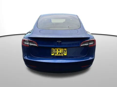 More photos of 2021 Tesla Model 3 Standard Range Plus at Auburn Volkswagen, WA